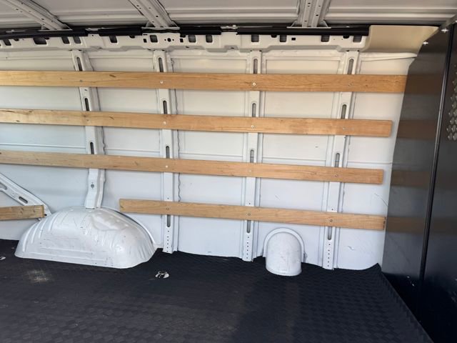 Used 2024 Chevrolet Express 2500 w/ Driver Convenience Package image 9