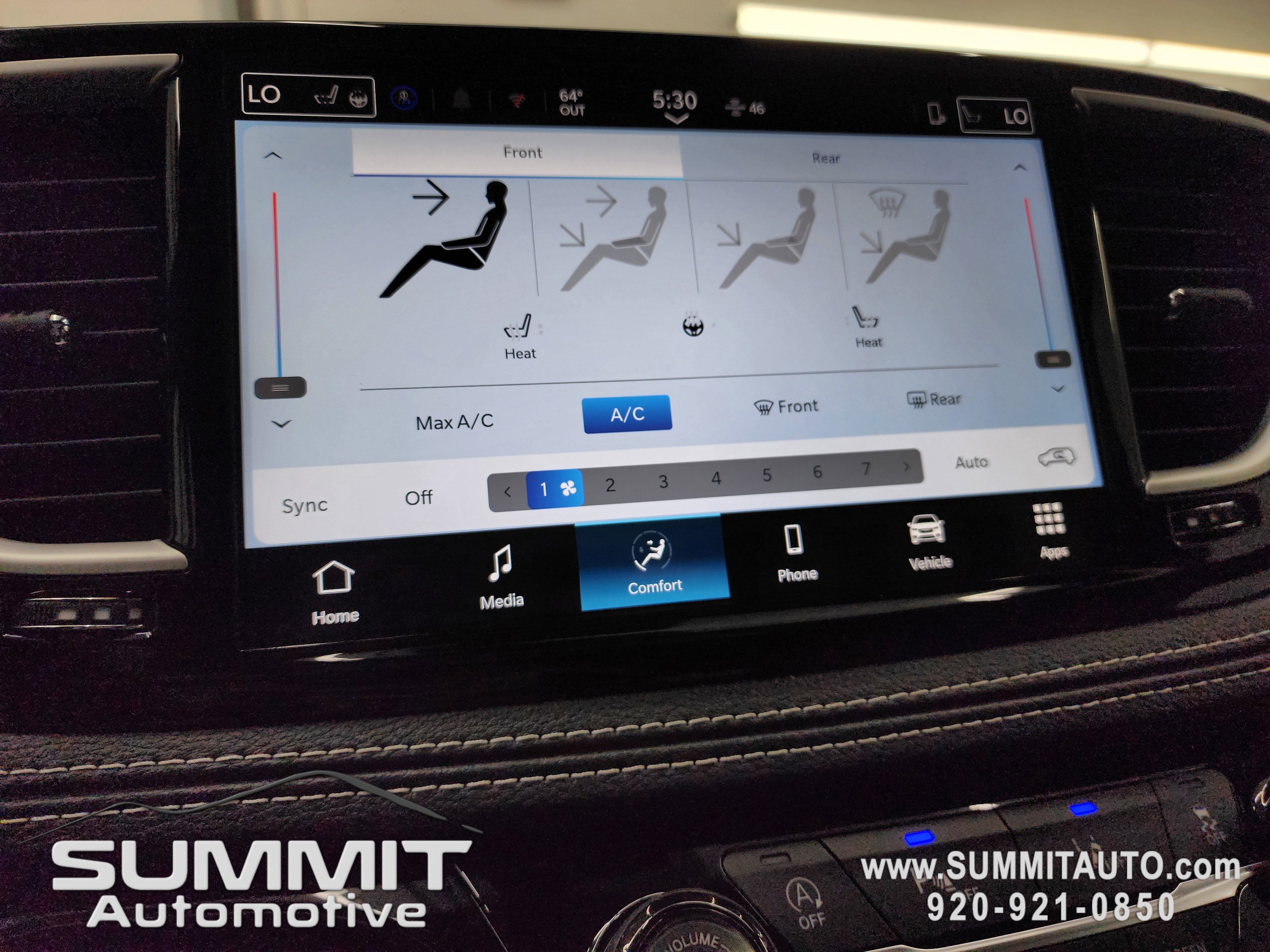 New 2026 Chrysler Pacifica Select AWD/4WD image 14