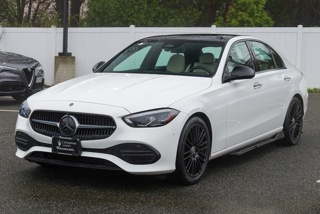 Used 2022 Mercedes-Benz C 300 4MATIC Sedan w/ Pinnacle Trim Package image 3
