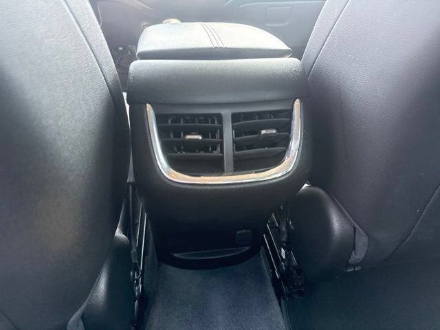 Used 2022 Chevrolet Malibu LT w/ Leather Package FWD image 22