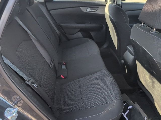 Used 2019 Kia Forte LXS image 11