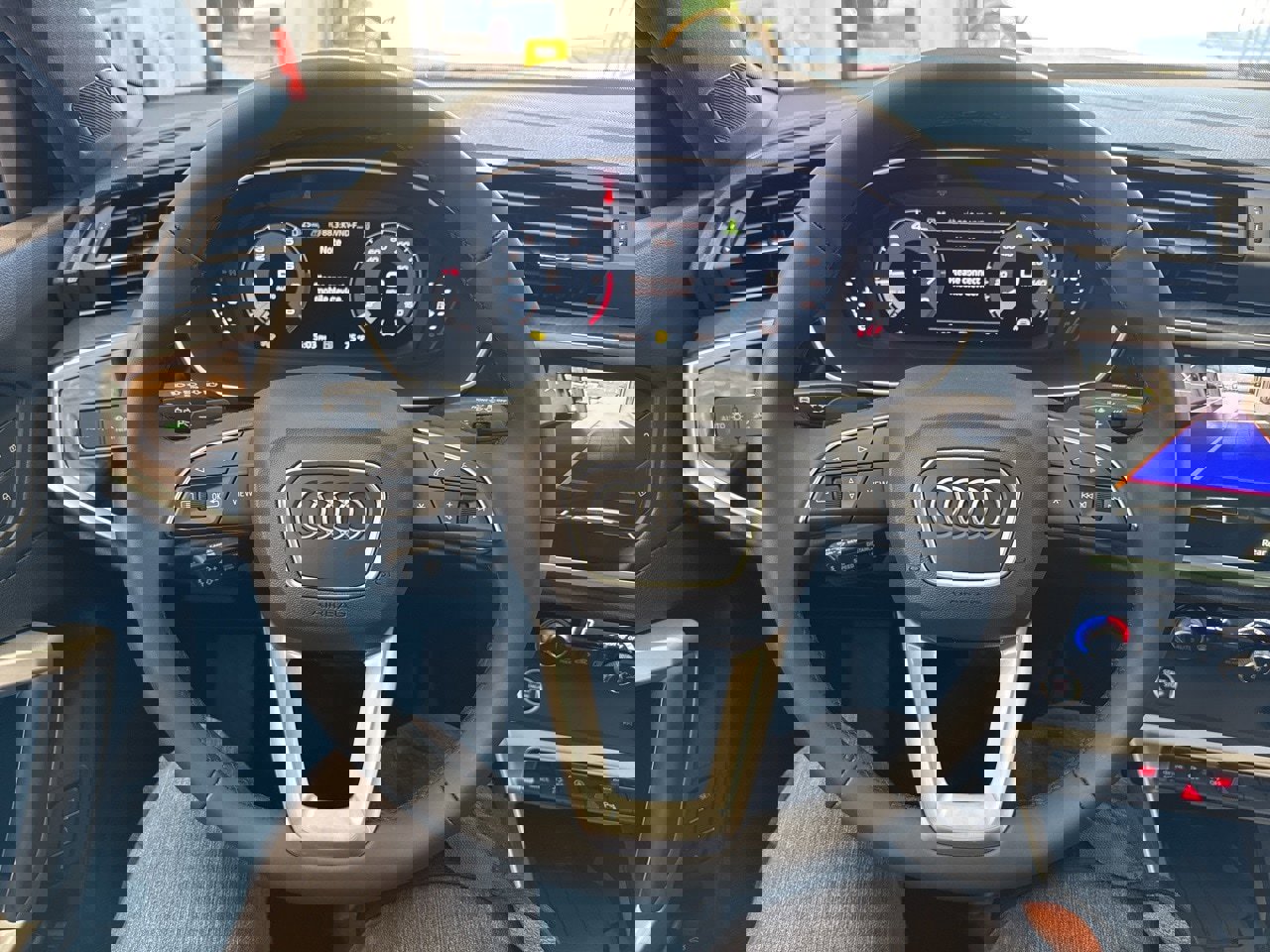 New 2025 Audi Q3 2.0T Premium image 20