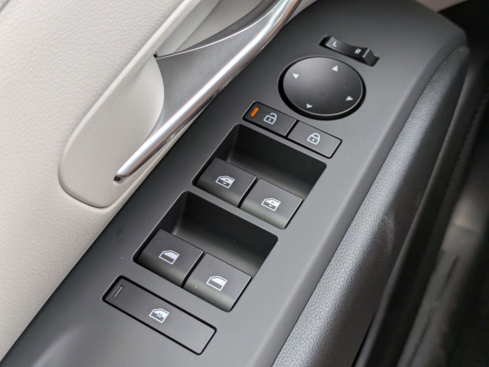 Certified 2025 Hyundai Tucson SEL image 41