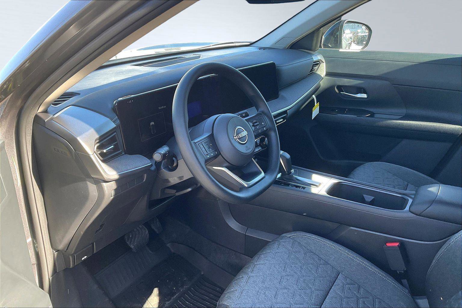 New 2026 Nissan Kicks SV w/ Cold Weather Package image 7