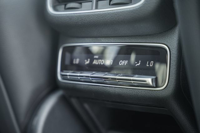 New 2026 Mercedes-Benz GLS 450 4MATIC image 35