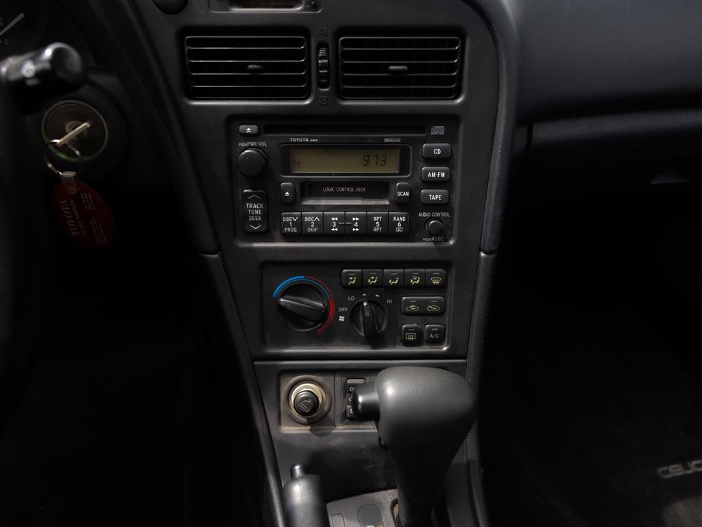 Used 1999 Toyota Celica GT w/ Upgrade Value Pkg FWD image 7
