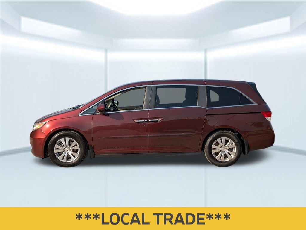 Used 2017 Honda Odyssey SE image 2
