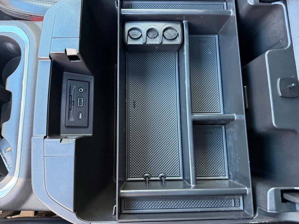 Used 2021 Chevrolet Silverado 1500 High Country w/ Safety Package II image 27