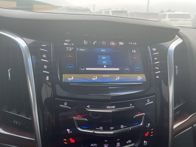 Used 2019 Cadillac Escalade ESV Luxury image 43