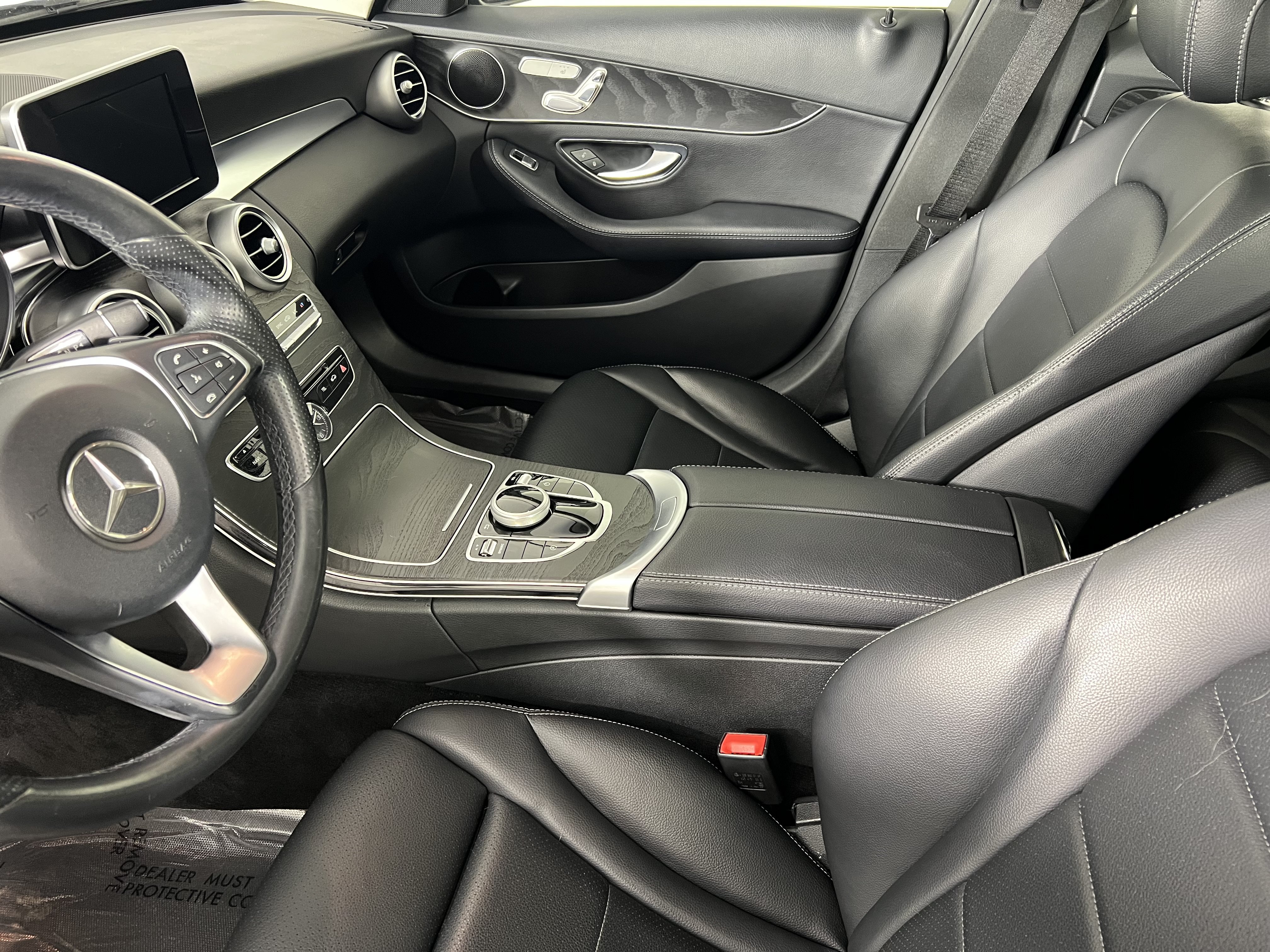 Used 2017 Mercedes-Benz C 300 4MATIC Sedan image 16