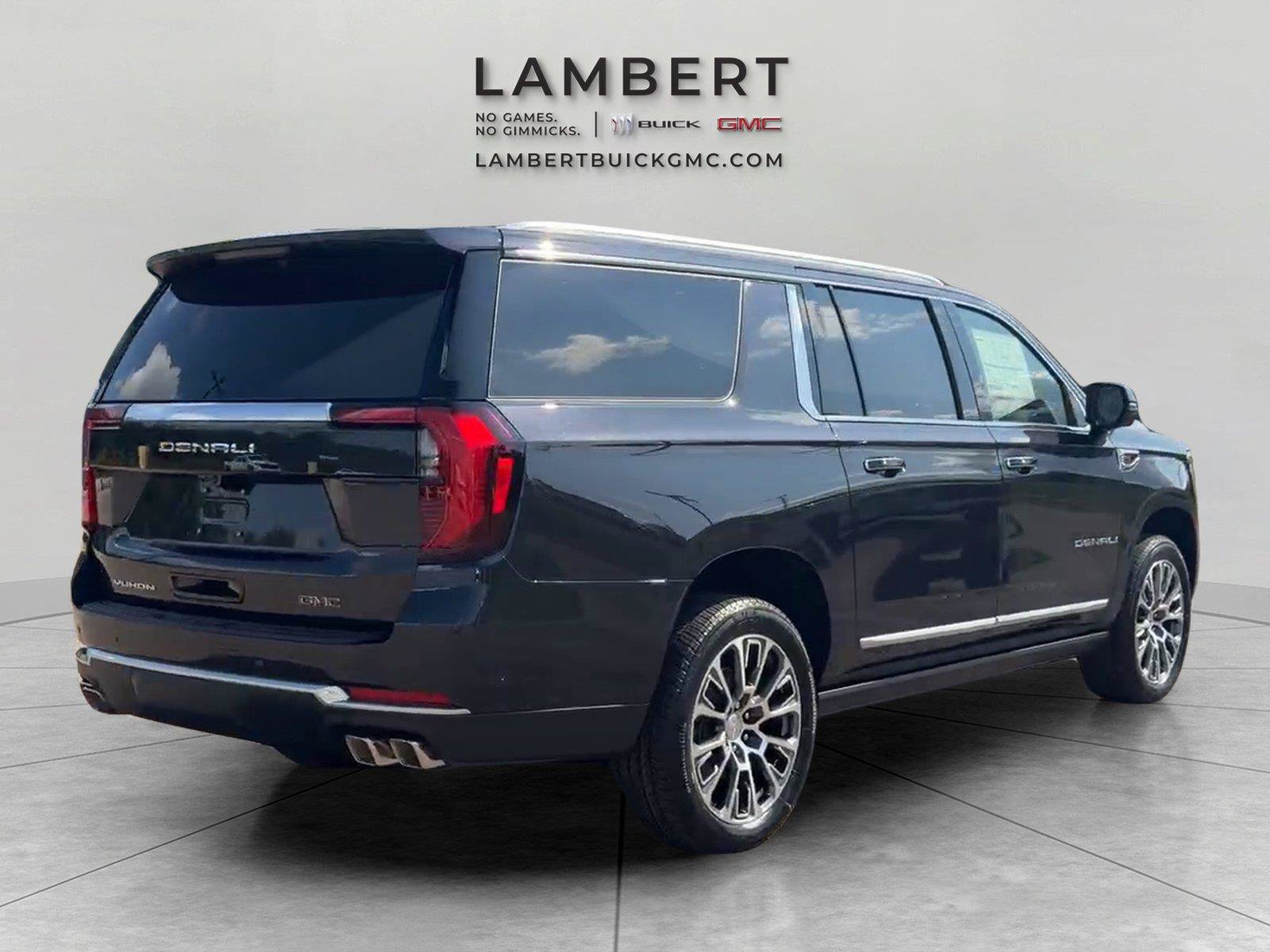 New 2026 GMC Yukon XL Denali w/ Denali Reserve Package AWD/4WD image 5