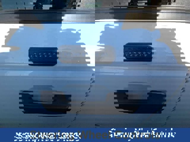 Used 2022 Ford Bronco Wildtrak image 20