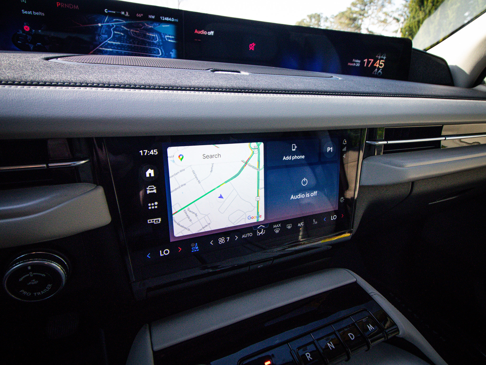 Used 2025 Lincoln Navigator Reserve image 23