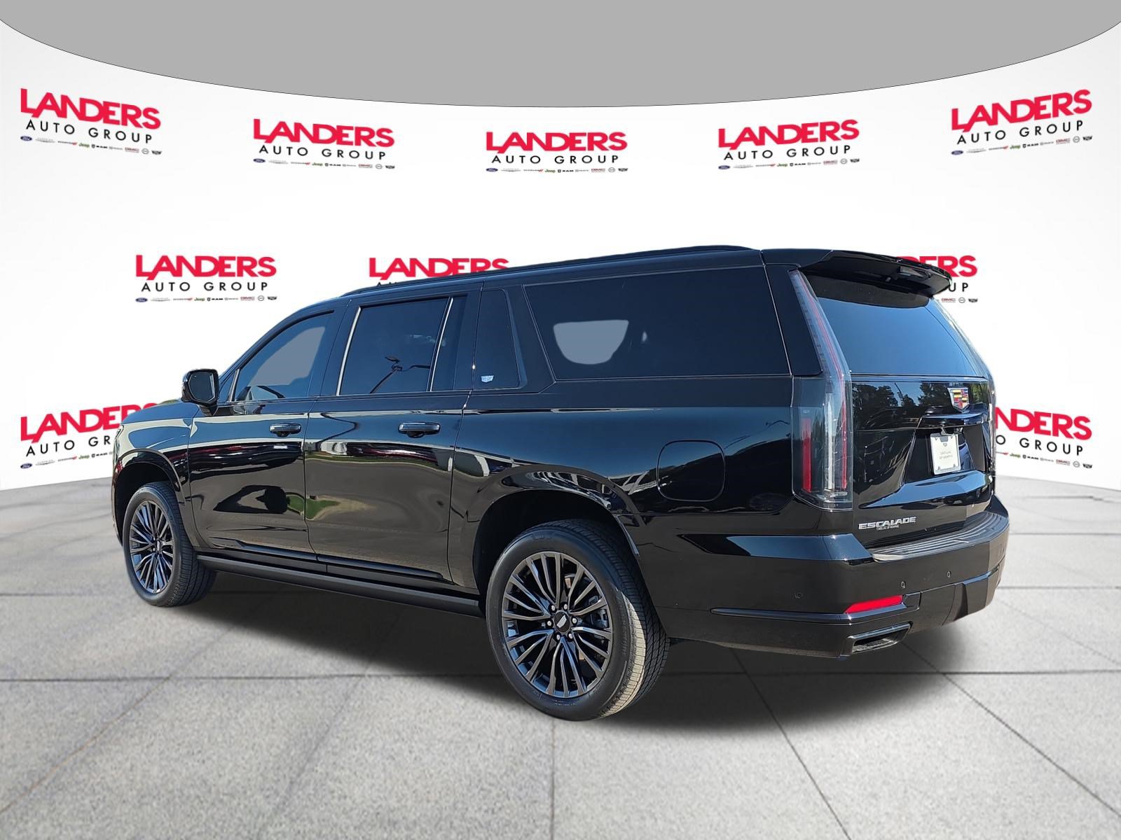 Used 2025 Cadillac Escalade ESV Sport Platinum w/ LPO, Floor Liner Package AWD/4WD image 5