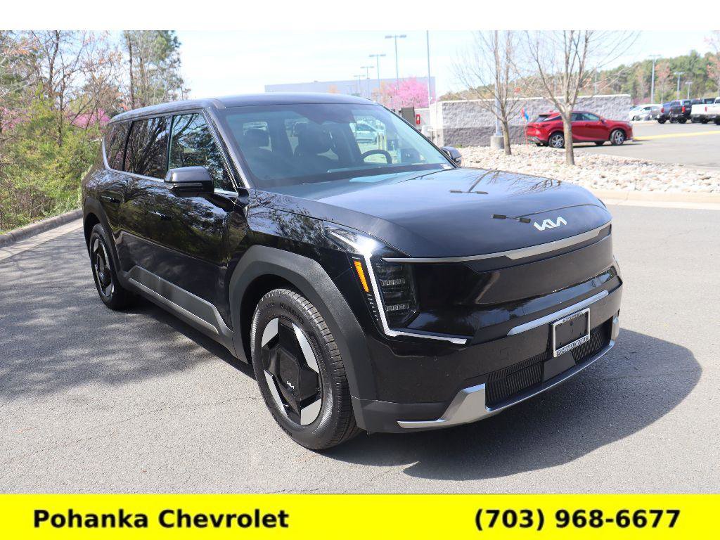 Used 2024 Kia EV9 Light Long Range image 1