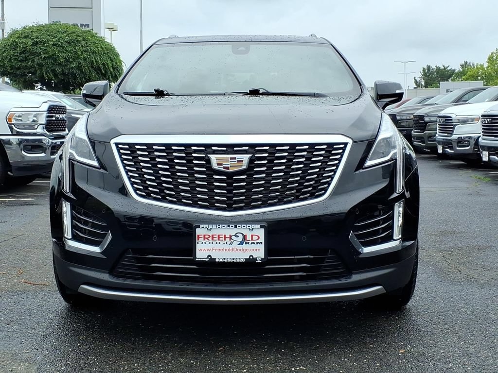 Used 2021 Cadillac XT5 Premium Luxury AWD/4WD image 2