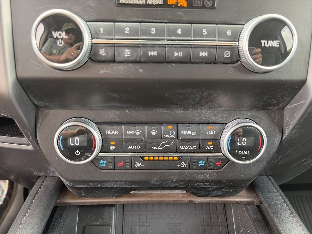 Used 2021 Ford Expedition Max Platinum AWD/4WD image 26