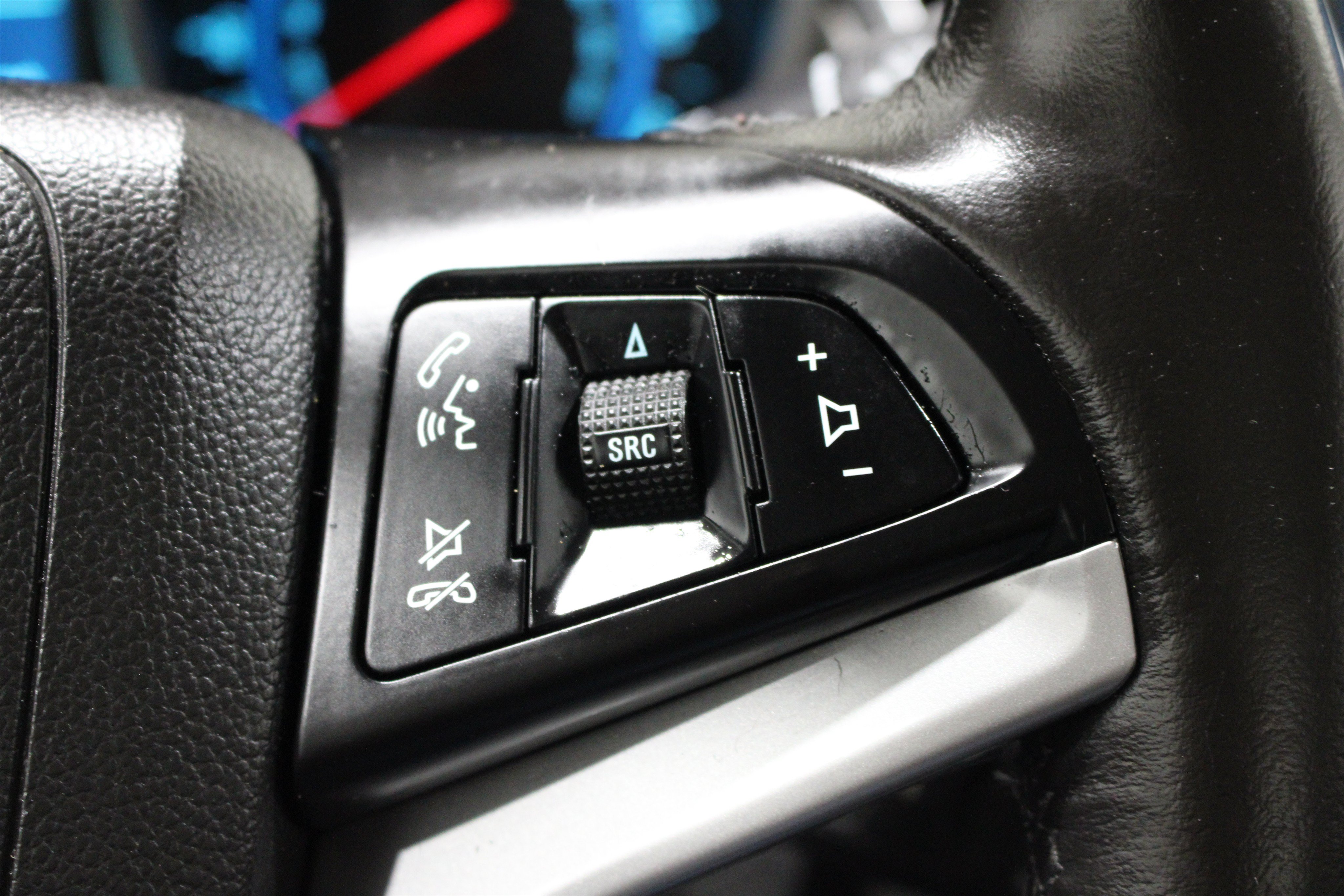 Used 2014 Chevrolet Cruze LT FWD image 11