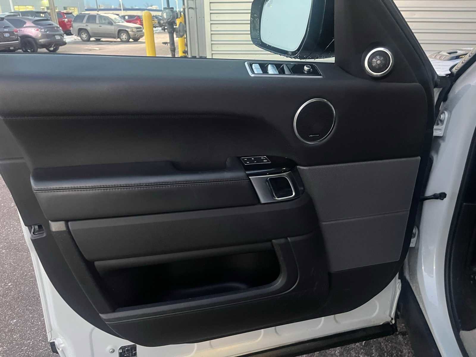 Used 2019 Land Rover Range Rover Sport HSE image 21