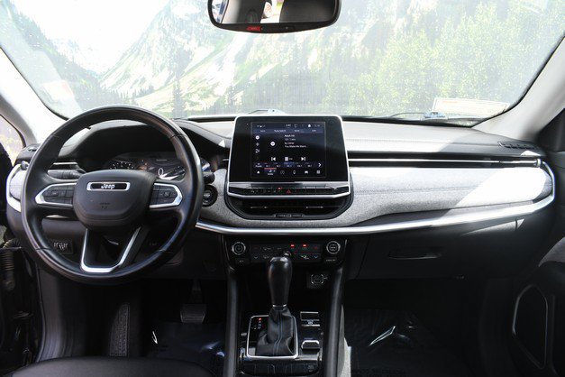 Used 2022 Jeep Compass Latitude w/ Convenience Group AWD/4WD image 18