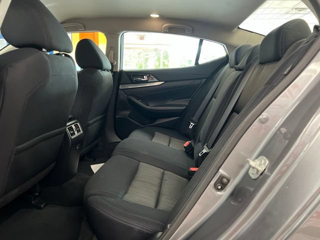 Used 2020 Nissan Maxima 3.5 S w/ Floor Mat Group FWD image 15