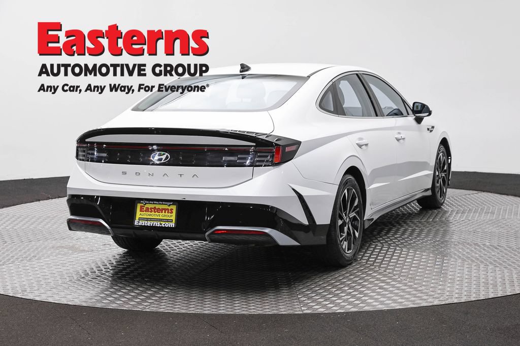 Used 2024 Hyundai Sonata SEL FWD image 5
