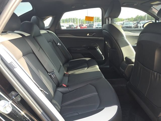 Used 2025 Kia K5 GT-Line w/ GT-Line Premium Package AWD/4WD image 8