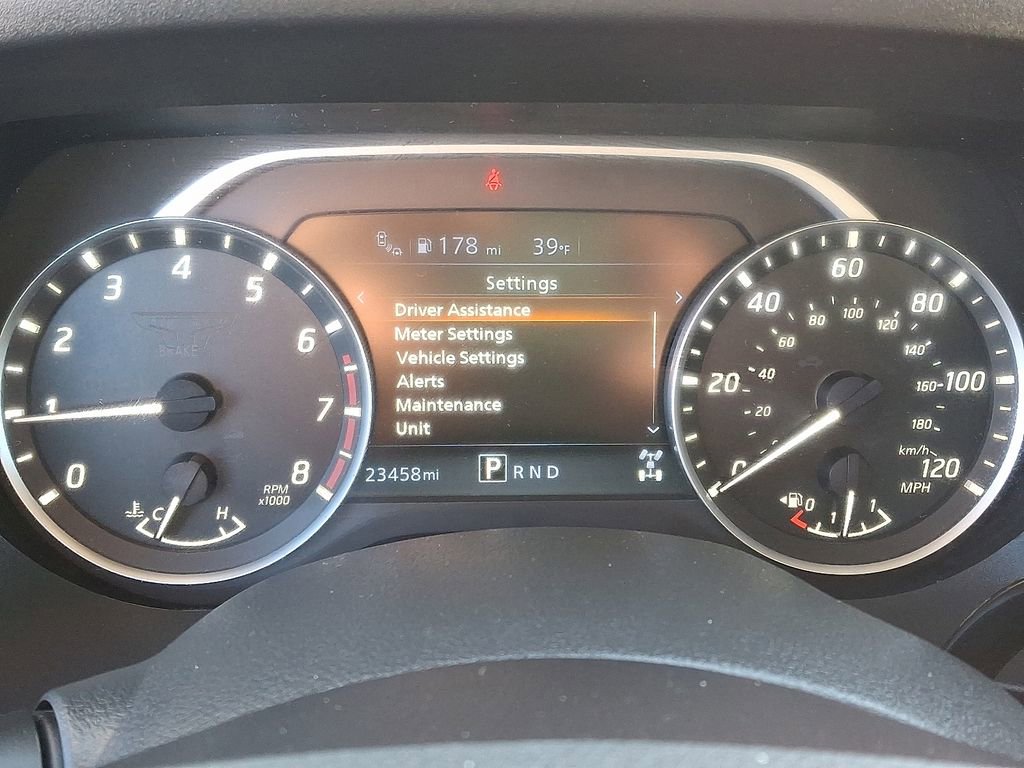 Used 2024 Nissan Titan SV w/ Accessory Utility Package image 21