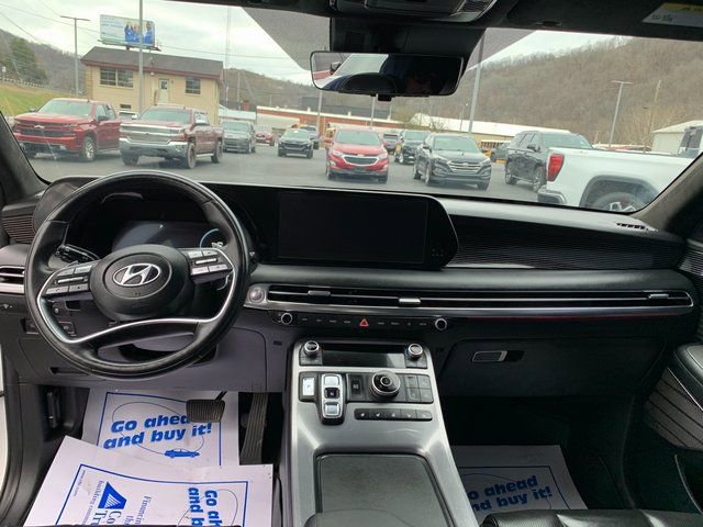 Used 2023 Hyundai Palisade Calligraphy image 18