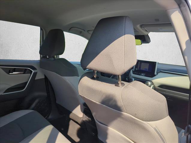 Certified 2025 Toyota RAV4 XLE FWD image 29