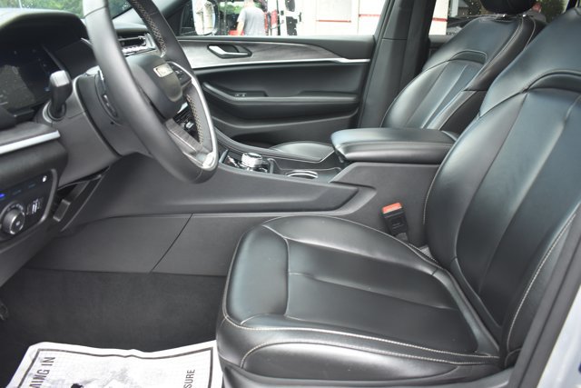 Used 2024 Jeep Grand Cherokee Limited 4xe AWD/4WD image 14