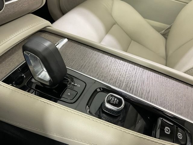Certified 2023 Volvo XC90 B6 Plus w/ Protection Package Premier AWD/4WD image 21