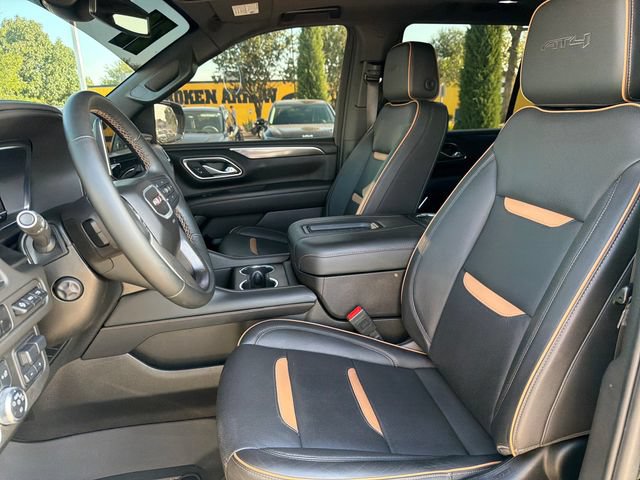 Used 2024 GMC Yukon AT4 w/ Technology Package AWD/4WD image 19