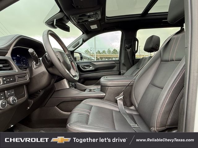 Used 2023 Chevrolet Suburban RST AWD/4WD image 30