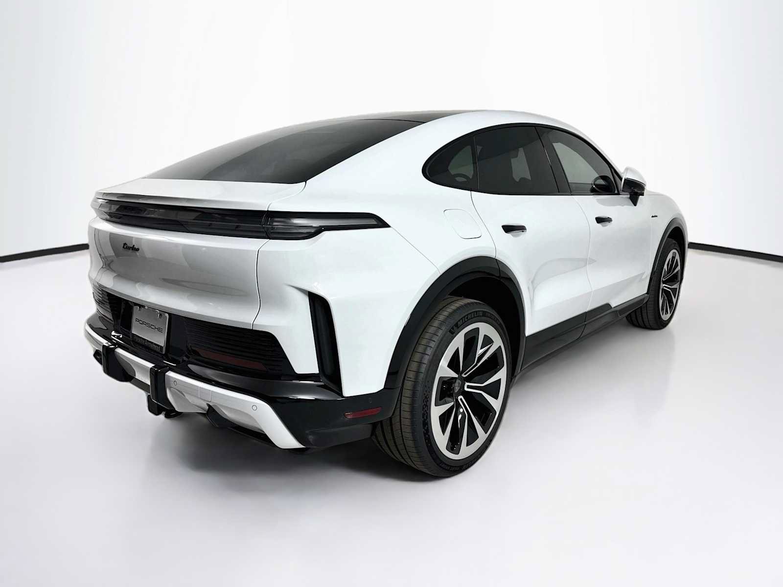 New 2026 Porsche Cayenne Turbo AWD/4WD image 9