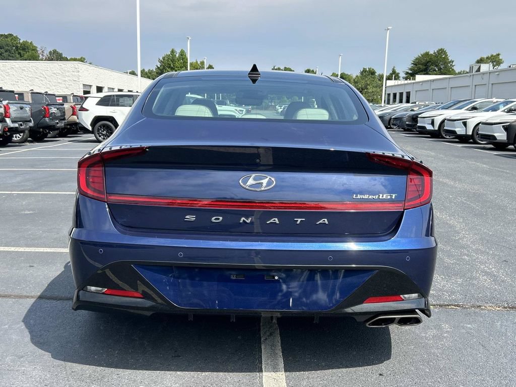 Used 2022 Hyundai Sonata Limited w/ Cargo Package FWD image 7