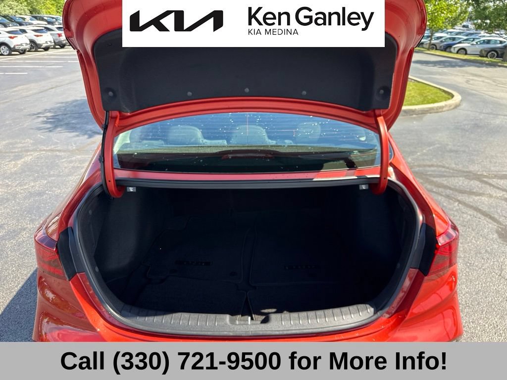 Certified 2024 Kia Forte LXS w/ LXS Technology Package FWD image 43