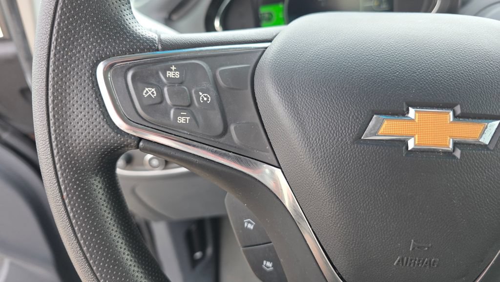 Used 2020 Chevrolet Bolt LT FWD image 16