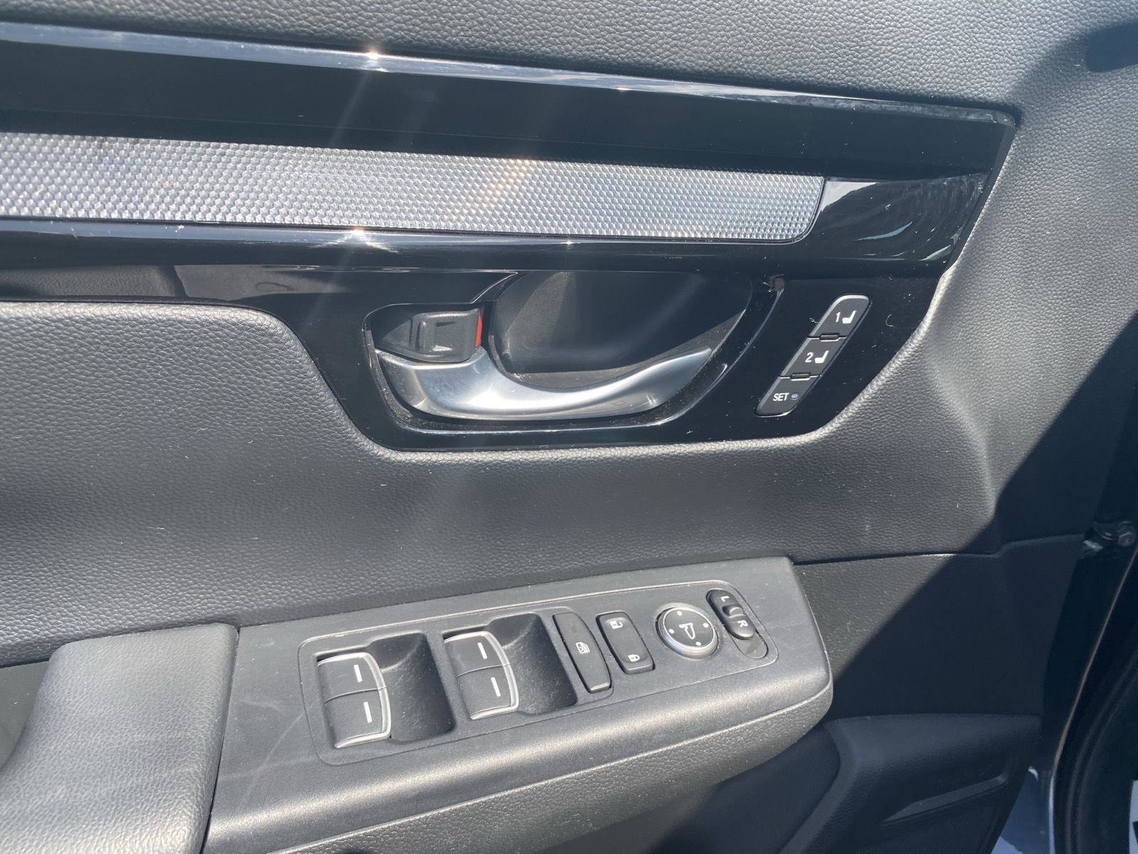 Used 2023 Honda CR-V EX-L image 12