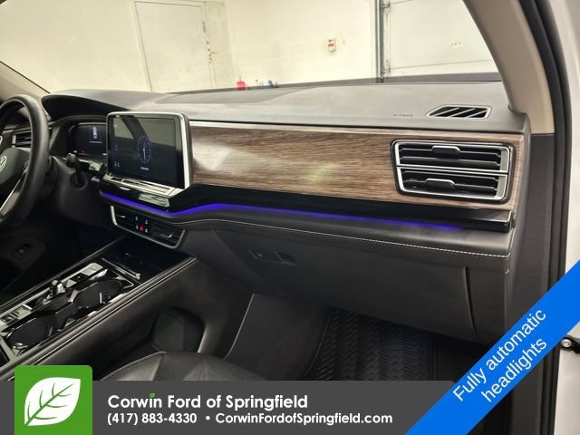 Used 2024 Volkswagen Atlas SEL image 10
