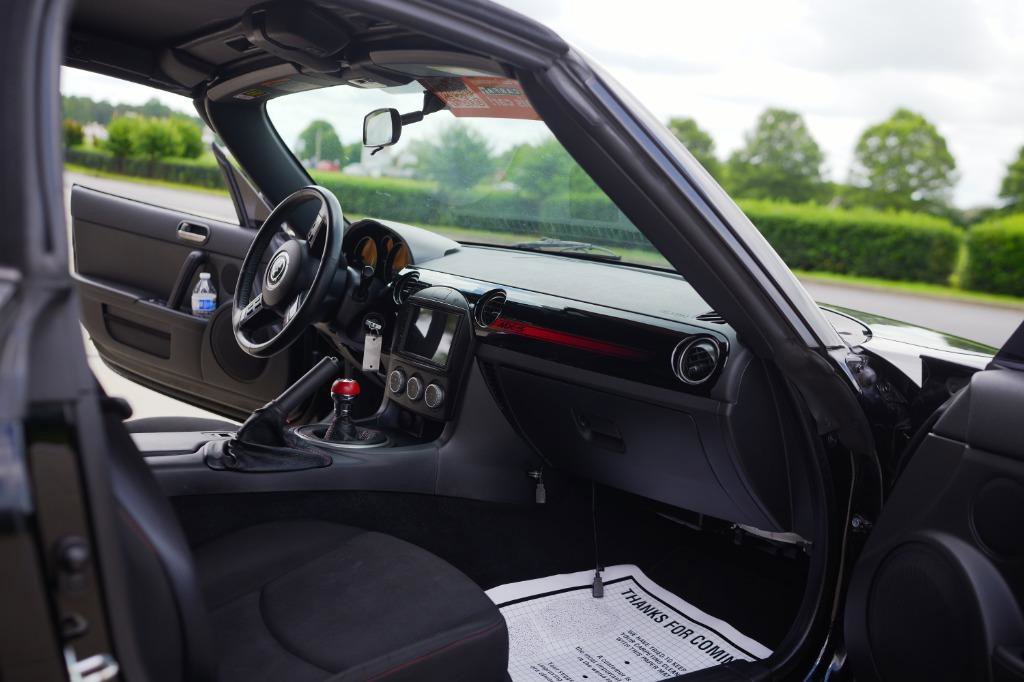 Used 2014 MAZDA MX-5 Miata Club image 23