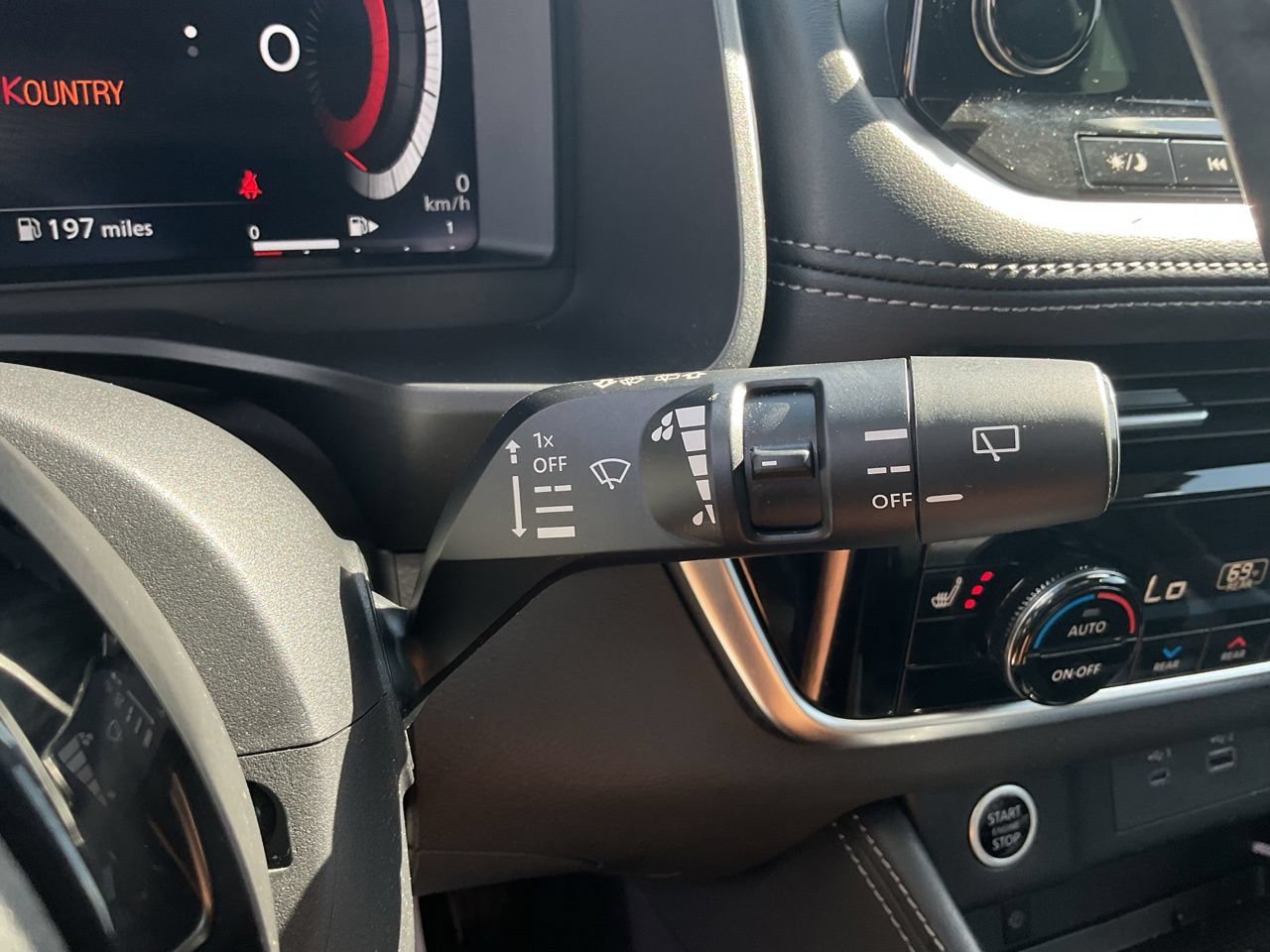 Used 2023 Nissan Rogue Platinum w/ Platinum Premium Package FWD image 41