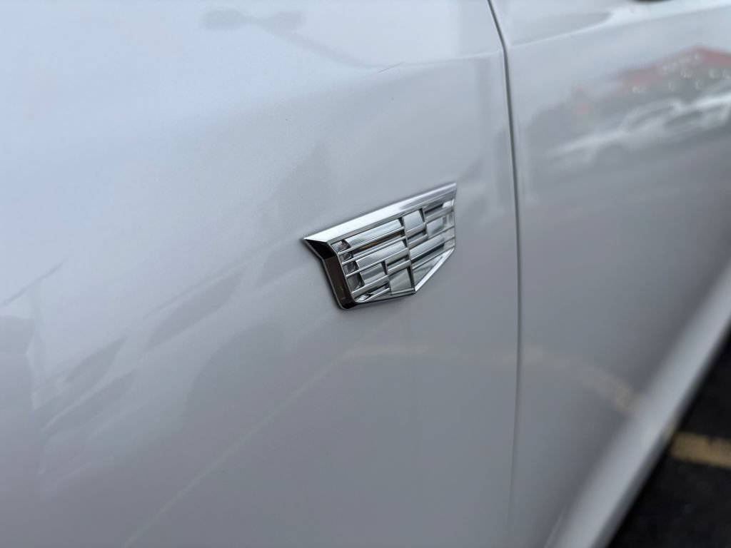Used 2024 Cadillac XT4 Premium Luxury w/ Active Safety Package AWD/4WD image 10