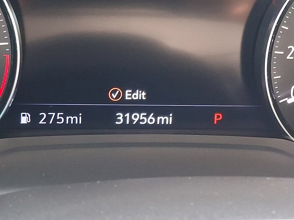 Used 2023 Buick Envision Essence AWD/4WD image 18