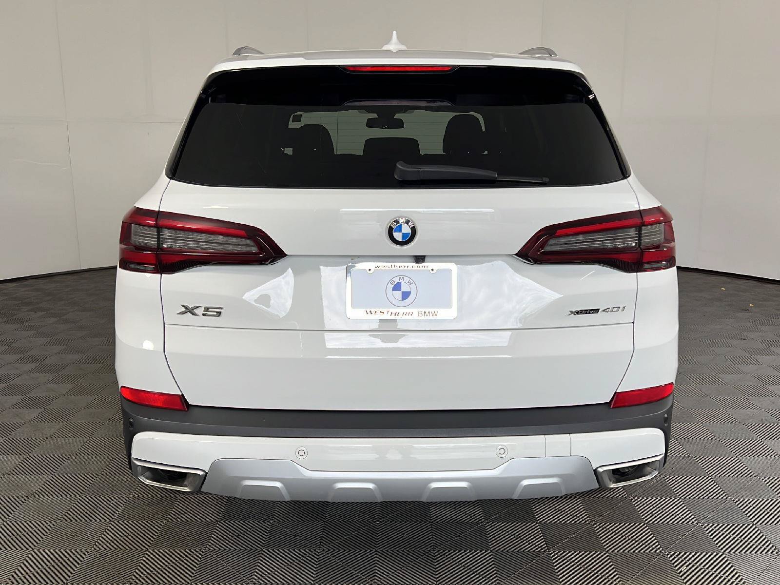 Used 2023 BMW X5 xDrive40i w/ Premium Package AWD/4WD image 6