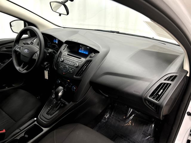 Used 2017 Ford Focus S image 18
