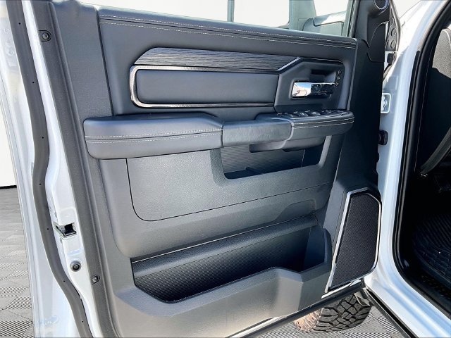Used 2024 RAM 2500 Rebel w/ Towing Technology Group AWD/4WD image 9