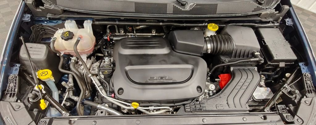 Used 2024 Chrysler Pacifica Touring image 53