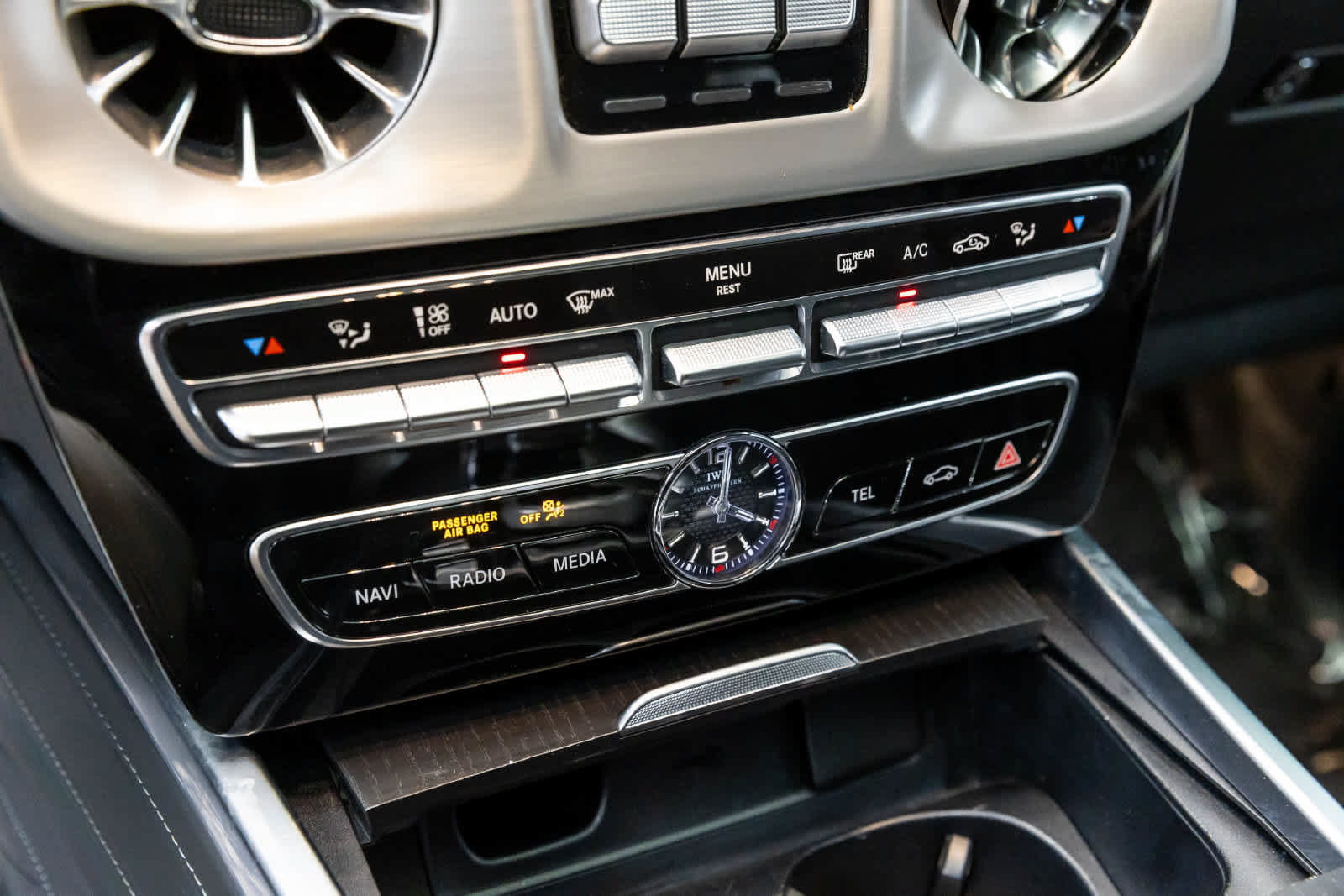 Used 2024 Mercedes-Benz G 63 AMG 4MATIC image 33