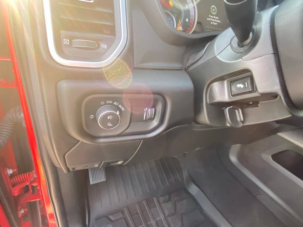 Used 2024 RAM 2500 Big Horn w/ Level 2 Equipment Group AWD/4WD image 12
